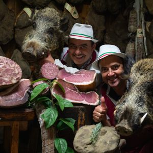 mucci-e-staccioli-salumi
